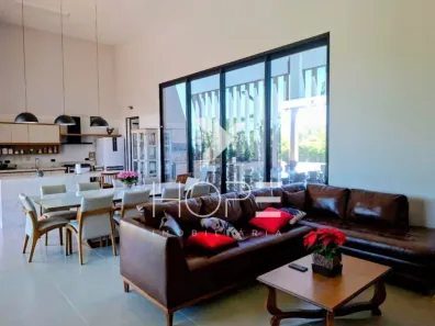 Casa de Condomínio com 3 Quartos à venda, 320m² no Chácaras Itaúna, Ibiporã