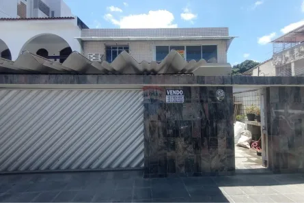 Casa com 4 Quartos à venda, 300m² no Parnamirim, Recife
