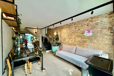 Casa com 2 Quartos à venda, 140m² no Cerqueira César, São Paulo