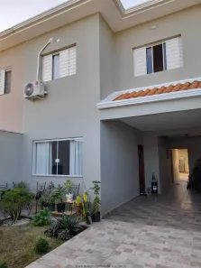 Casa com 2 Quartos à venda, 143m² no Jardim Caicara II, Registro