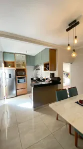 Sobrado com 3 Quartos à venda, 173m² no Grand Ville, Uberlândia