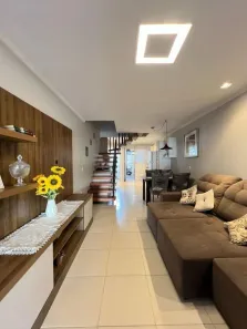 Sobrado com 2 Quartos à venda, 68m² no Santa Regina, Camboriú