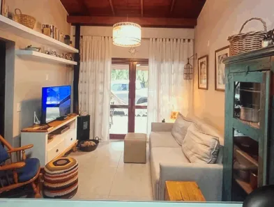 Casa de Condomínio com 2 Quartos à venda, 73m² no Lagoa da Conceição, Florianópolis
