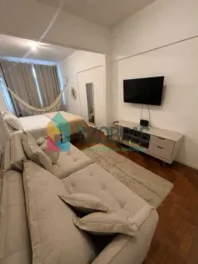 Kitnet com 1 Quarto para alugar, 50m² no Copacabana, Rio de Janeiro