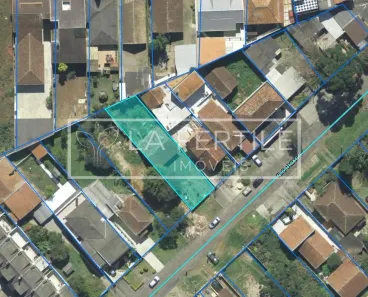 Lote/Terreno à venda, 406m² no Tarumã, Curitiba