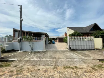 Casa com 3 Quartos à venda, 129m² no Torres, Torres