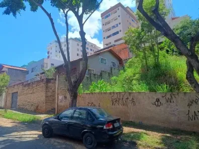 Lote/Terreno à venda, 221m² no Manacás, Belo Horizonte