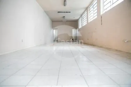 Galpão/Depósito/Armazém com 4 Quartos à venda, 216m² no Saúde, São Paulo