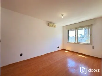 Apartamento com 2 Quartos à venda, 61m² no Santana, Porto Alegre