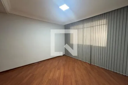 Casa com 2 Quartos à venda, 203m² no Cidade das Flores, Osasco