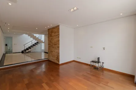 Sobrado com 4 Quartos à venda, 255m² no Vila Brasílio Machado, São Paulo