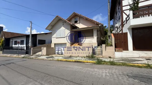 Imóvel Comercial com 4 Quartos à venda, 245m² no Centro, São Bento do Sul