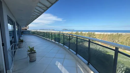 Apartamento com 4 Quartos para alugar, 220m² no Braga, Cabo Frio