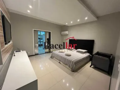 Casa com 4 Quartos à venda, 500m² no Jardim Vinte e Cinco de Agosto, Duque de Caxias