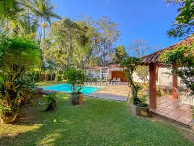 Casa com 6 Quartos à venda, 409m² no Granja Guarani, Teresópolis
