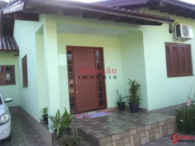 Casa com 2 Quartos à venda, 80m² no Olaria, Canoas