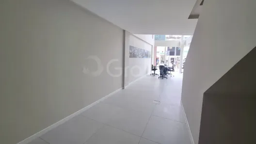 Ponto Comercial à venda, 77m² no Trindade, Florianópolis