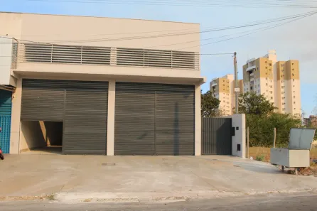 Galpão/Depósito/Armazém para alugar, 272m² no Jardim Luz, Aparecida de Goiânia