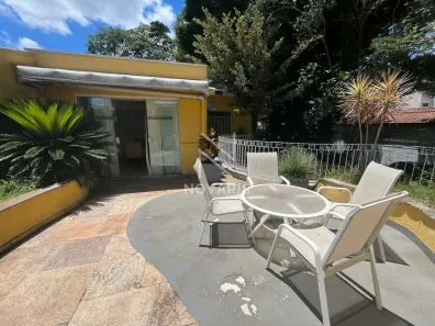 Casa com 1 Quarto para alugar, 250m² no Chácara Gaivotas, São Paulo