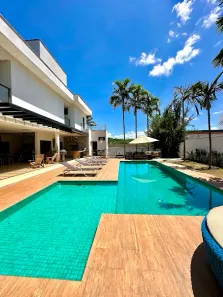 Sobrado com 4 Quartos à venda, 533m² no Jardins Milão, Goiânia