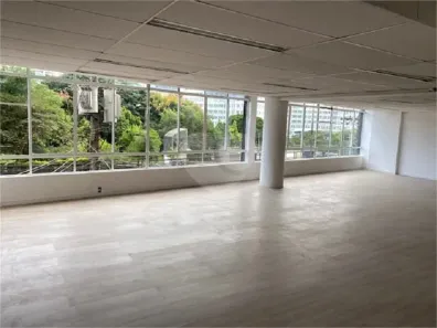 Ponto Comercial para alugar, 302m² no Liberdade, São Paulo