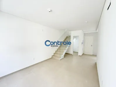 Sobrado com 2 Quartos à venda, 95m² no Nova Palhoça, Palhoça