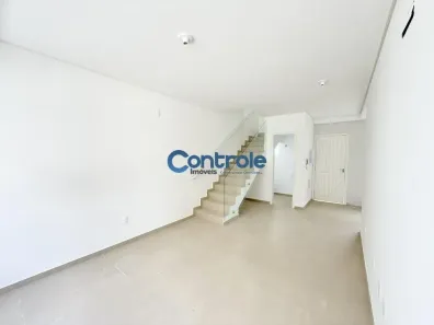 Sobrado com 2 Quartos à venda, 96m² no Nova Palhoça, Palhoça