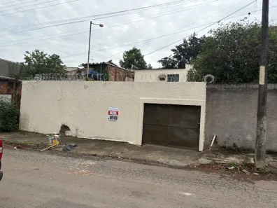 Casa com 4 Quartos à venda, 217m² no Jardim Guanabara, Goiânia