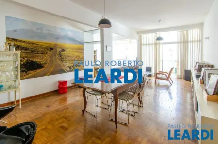 Apartamento com 2 Quartos à venda, 137m² no Cerqueira César, São Paulo