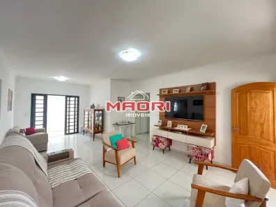 Casa com 3 Quartos à venda, 297m² no Vila São José, Valinhos