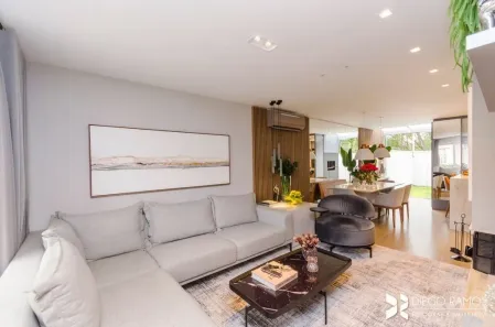 Casa com 2 Quartos à venda, 120m² no Vila Nova, Porto Alegre