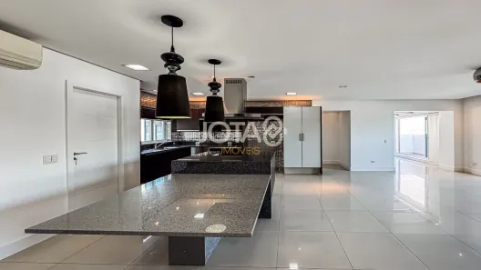 Cobertura com 2 Quartos à venda, 200m² no Batel, Curitiba