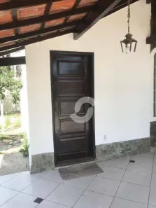 Casa com 4 Quartos à venda, 196m² no Piratininga, Niterói