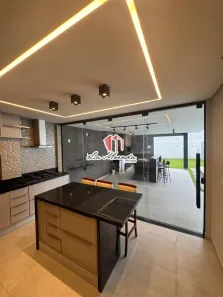Casa com 3 Quartos à venda, 256m² no São José Operário, Manaus
