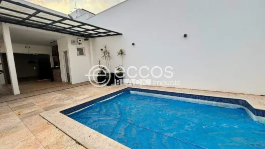Casa de Condomínio com 3 Quartos para alugar, 202m² no Jardim Botânico, Uberlândia