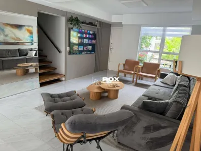 Casa de Condomínio com 4 Quartos à venda, 270m² no Santa Felicidade, Curitiba