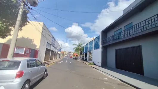 Galpão/Depósito/Armazém para alugar, 240m² no Vila Lutfalla, São Carlos