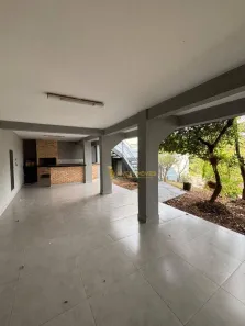 Sobrado com 4 Quartos à venda, 321m² no Andrade, Londrina