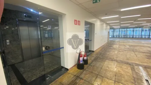 Sala Comercial para alugar, 437m² no Cerqueira César, São Paulo