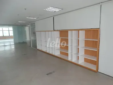 Sala Comercial para alugar, 489m² no Vila Olímpia, São Paulo