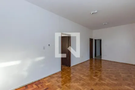 Casa com 3 Quartos à venda, 408m² no Padre Eustáquio, Belo Horizonte