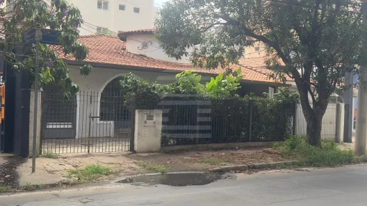 Casa com 3 Quartos à venda, 185m² no Cambuí, Campinas
