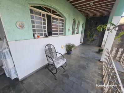Casa com 4 Quartos à venda, 200m² no Caiçara-Adelaide, Belo Horizonte