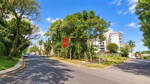 Lote/Terreno para alugar, 1800m² no Cristo Rei, Curitiba