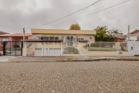Casa com 4 Quartos à venda, 280m² no Teresópolis, Porto Alegre