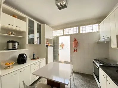 Casa com 3 Quartos à venda, 200m² no Banzato, Marília