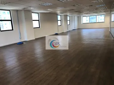 Sala Comercial para alugar, 227m² no Vila Olímpia, São Paulo