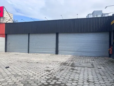 Ponto Comercial para alugar, 926m² no Monte Castelo, São José dos Campos