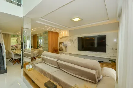 Casa com 3 Quartos à venda, 304m² no Barreirinha, Curitiba
