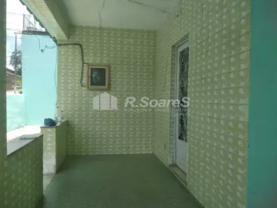 Casa com 2 Quartos à venda, 70m² no Marechal Hermes, Rio de Janeiro